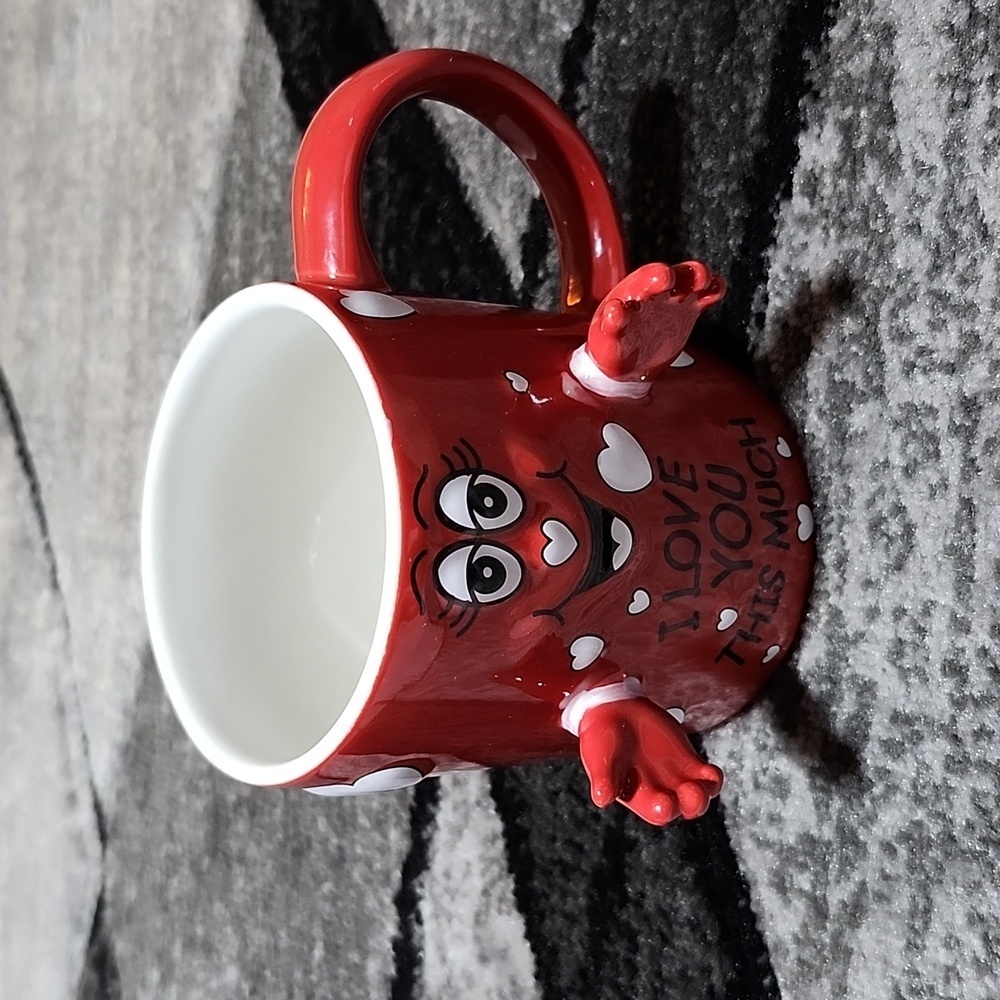 RED "I LOVE YOU THIS MUCH" TEXTURED HEARTS & FACE EXTENDED HANDS COFFEE MUG CUP
